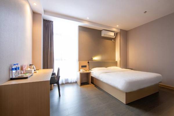 GreenTree Inn JiangSu NanJing South Railway Station South Square Express Hotel