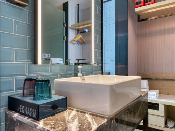 Echarm Hotel Nanjing Banqiao Liucun Metro Station