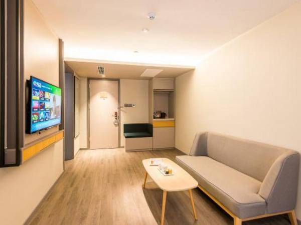 Home Inn Selected (Nanjing Xinjiekou Metro Station)