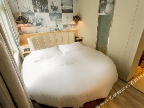 Qingmu Select Hotel (Xuanwu Lake subway station Hunan Road Pedestrian Street Nanjing)