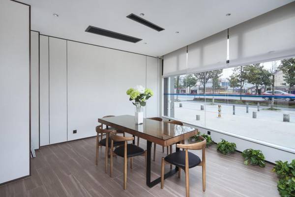 Hanting Hotel Nanjing Pukou University of Information Technology Metro Station