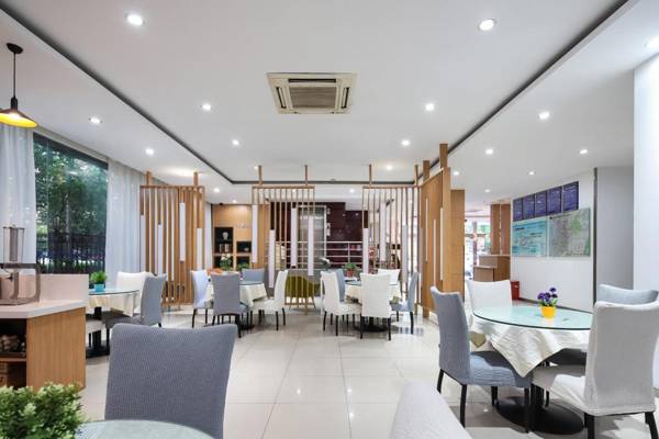 Hanting Hotel Nanjing Railway Station