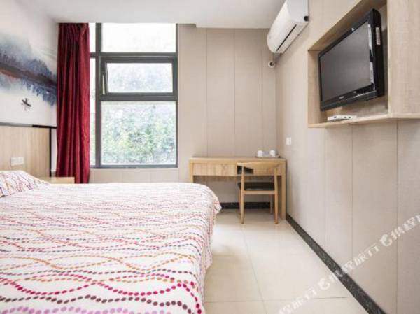 Pod choice Hotel (Nanjing Southern Airlines Cuipingshan Subway Station)