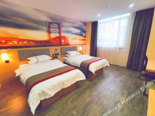 Shangkeyou Hotel (Nanjing Liuhe chemical industry park subway station store)