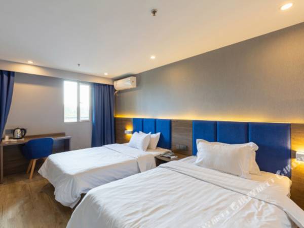 7 Days Inn (Nanjing Jiangning 1912 Baijiahu Metro Station)