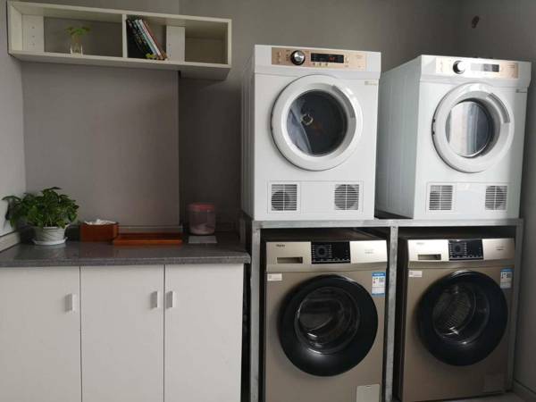 Hanting Hotel Nanchang Bayi Square