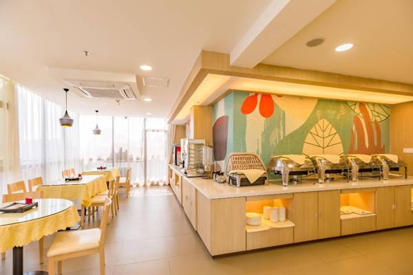 Hanting Hotel Nanchang Honggutan Fenghe Tower