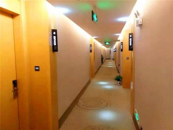 GreenTree Inn Nanchang Hongcheng Market