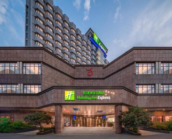 Holiday Inn Express Nanchang Bayi Square an IHG Hotel