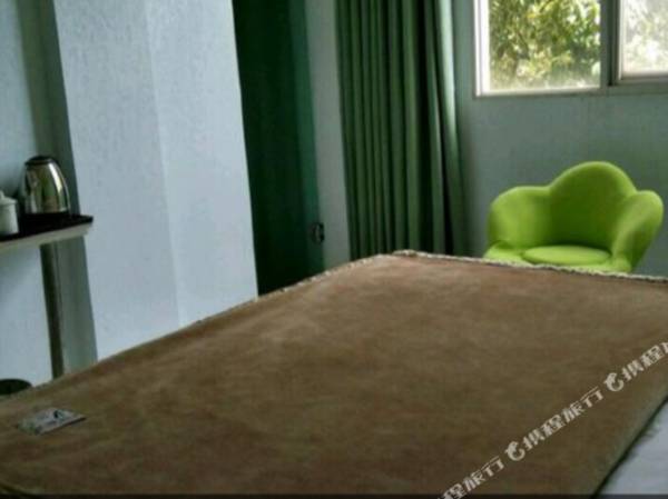 Mangguo Chain Hotel Jinning Zhuangqiao West Road Branch