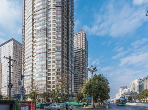 Cai Yun Jia Yuan (Kun Ming Mo Ma Dian )