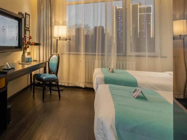 Xana Hotelle·Jinan Hexie Square West Passenger Terminal