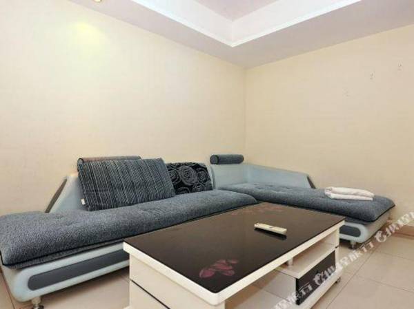 Huijia Business Hotel