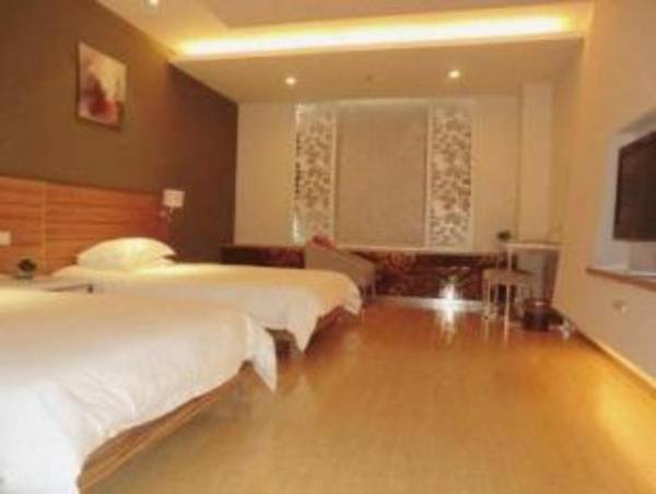 Tongxiang Starway Xingzhou Hotel