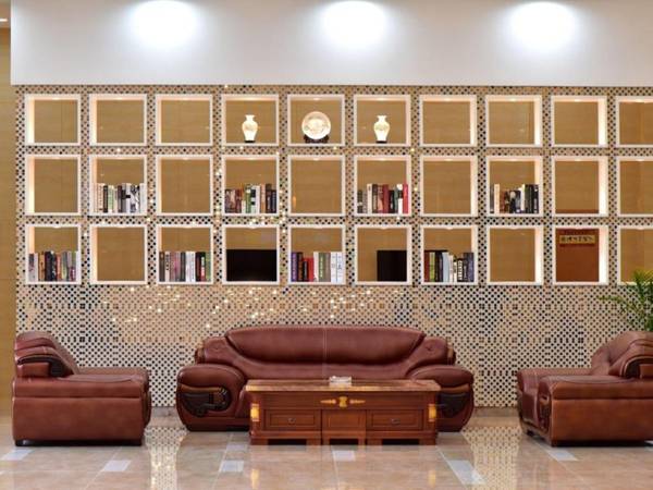 GreenTree Inn Tongxiang Chongfuzhen World Fur Center Branch