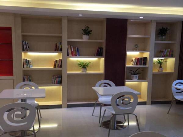 7 Days Premium Huizhou International Material City