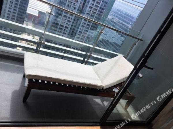 35 Art Apartment Hotel Central Huamao Town Huizhou