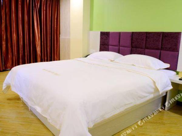 Weike Express Hotel (Huizhou Maidi)