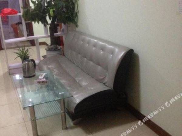 Hu He Hao Te HohhotQing Cheng Qing Nian Lu She