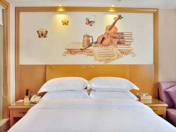 Vienna Hotel Anhui Mingzhu Square