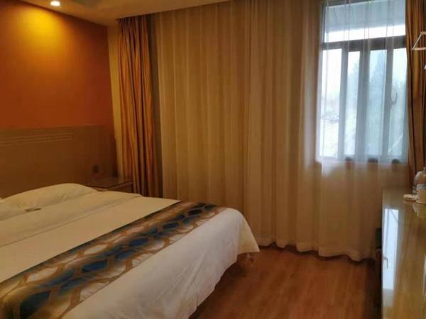 Shell Hefei Luyang District Sipai Building Subway Station Hotel