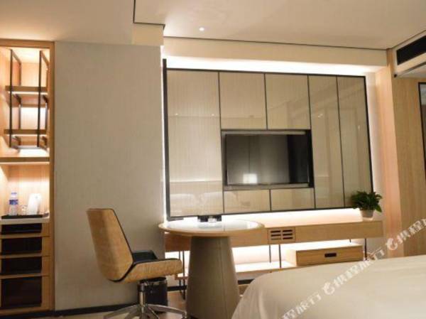 Bo Jue Holiday Inn (Shuanggang)