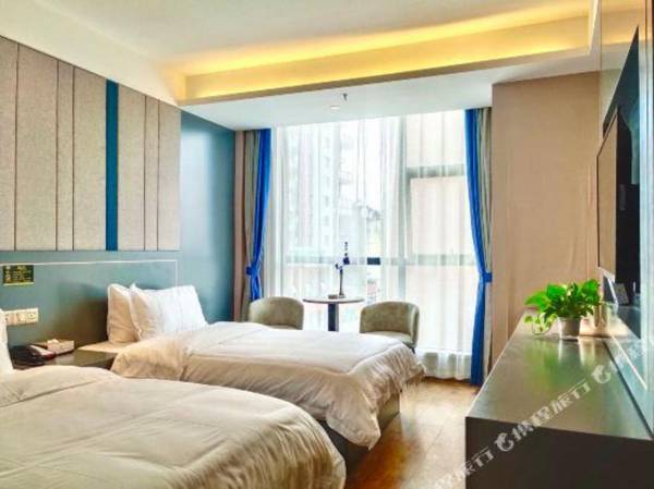 Lujiang Juai Guangneng Hotel