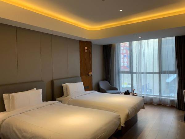 Yitel Collection Collection Harbin Railway Station Post Square Qiulin