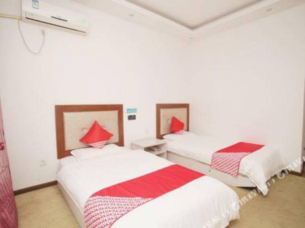 Lianquan Business Hotel