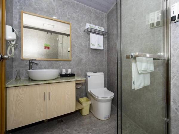 Vatica Hangzhou Lin'an Qianwang Avenue Hotel