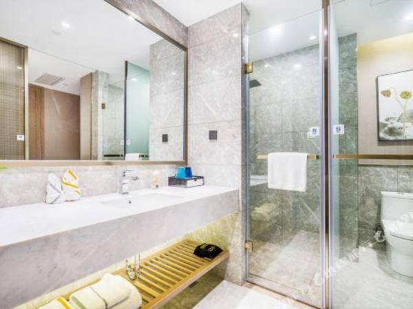 Zonhow International Hotel