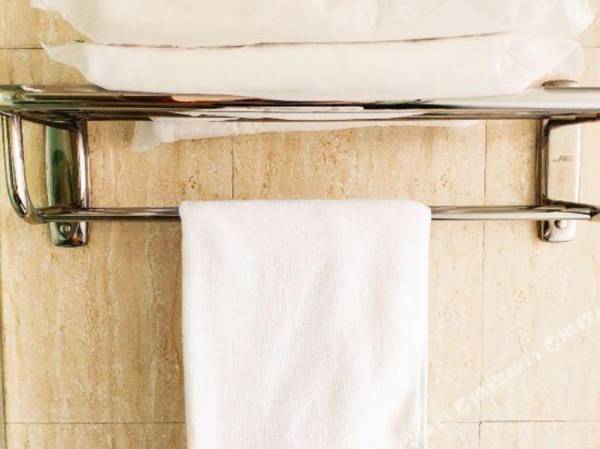 IU Hotel (Hangzhou West Lake Fengqi Road Metro Station)