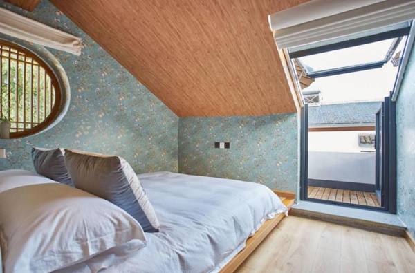 Best Wishes West Lake Lnn