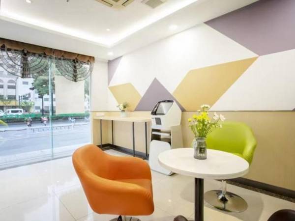 Vatica Hotel Hangzhou East Railway Station Zhejiang University Huajiachi