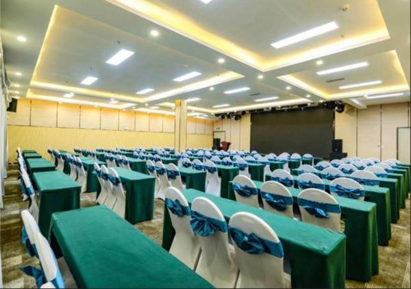 Echarm Hotel Guiyang Longdongbao International Airport Outlets