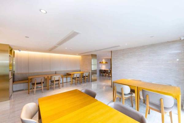 Ji Hotel Guiyang North Railway Station