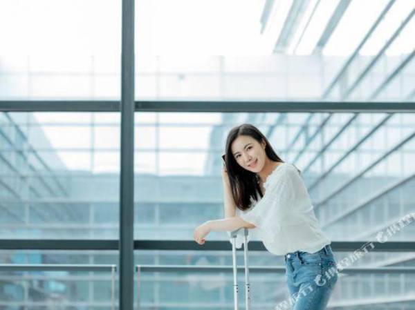 Sanfeng Hotel (Guiyang North Railway Station)