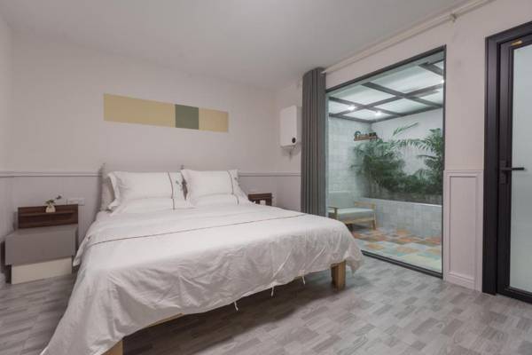 Guilin Flowers Inn