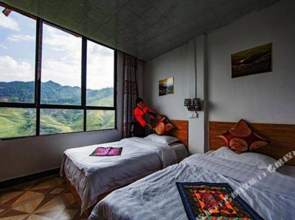 Qianliyuan · Minzu Fengqing Hotel