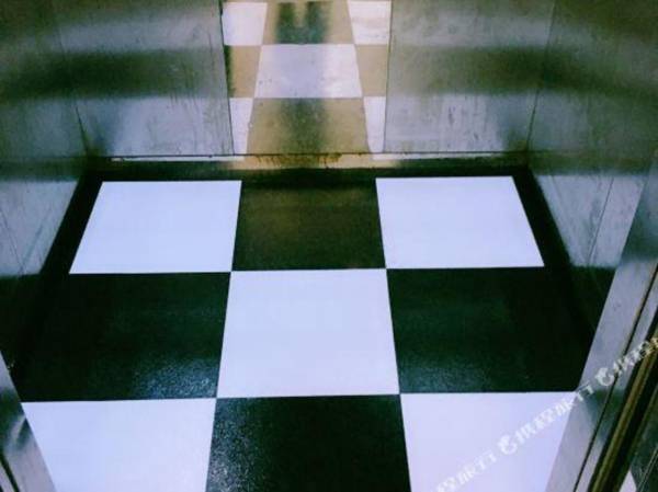 Tianzhiyi Business Hotel