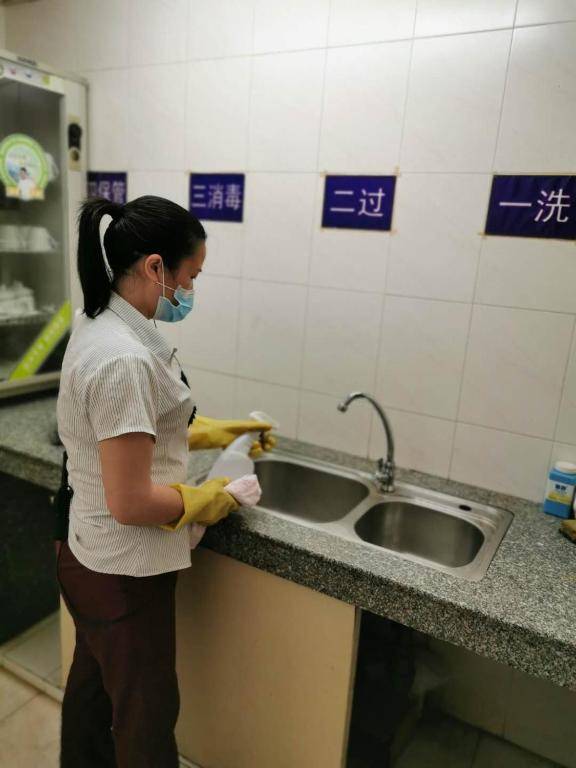 Insail Hotels (Guangyuanxincun Jingtai Pedestrian Street Guangzhou)