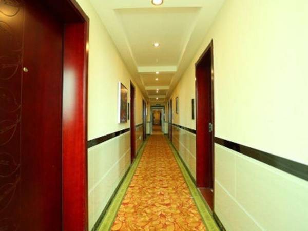 GreenTree Inn Guangzhou Baiyun International Airport Huaxi Road Express Hotel