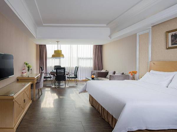 Vienna Hotel Guangzhou South Panyu Bridge