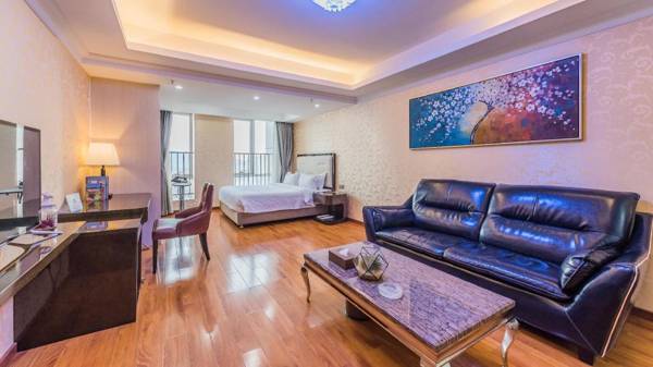 Nomo Service Apartment The Legend