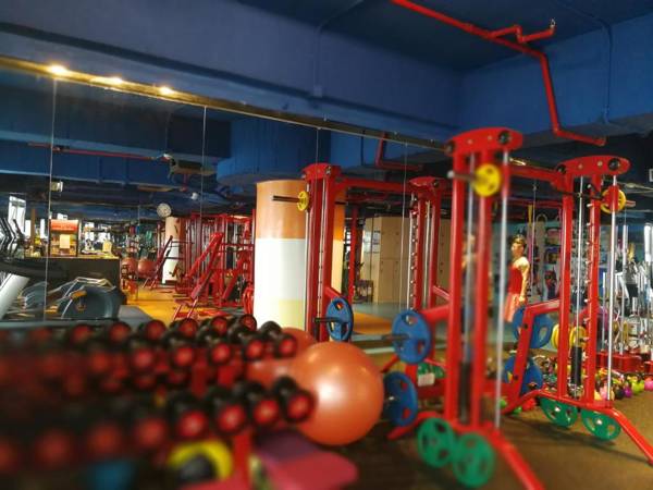 Nomo Service Apartment The Legend