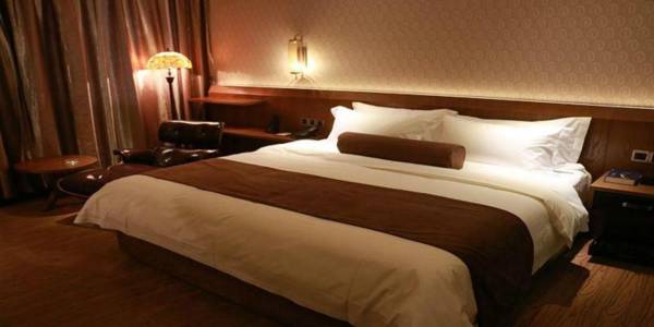 James Joyce Coffetel Guangzhou Railway Station Sanyuanli Metro Station