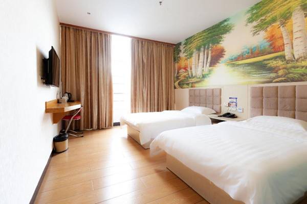 Jiahua Hotel (Guangzhou Julong Metro Station)