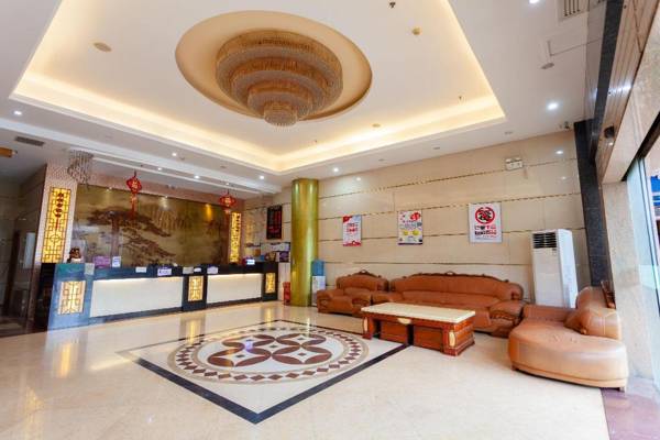 Jiahua Hotel (Guangzhou Julong Metro Station)