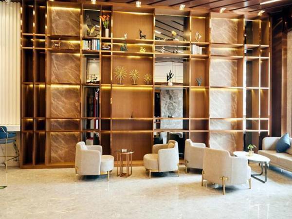 Poltton International Apartment Guangzhou Zhongluotan Metro Station Haotian Building