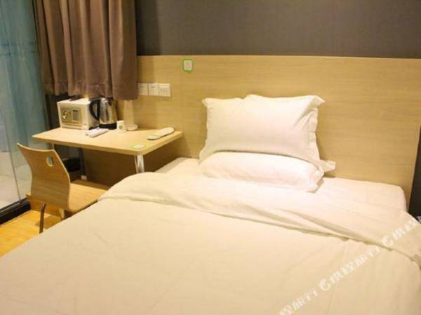 Guang Zhou Rui Jia Jiu Dian Qu Zhuang Di Tie Zhan Zhong Shan Da Xue Yan Ke Yi Yuan Dian )